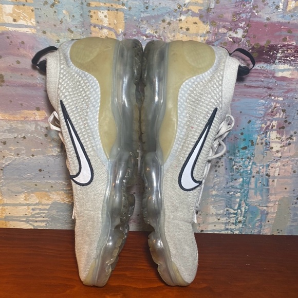 Nike Air VaporMax 2021 FlyKnit Monochrome  Mens size 12 - Picture 7 of 11
